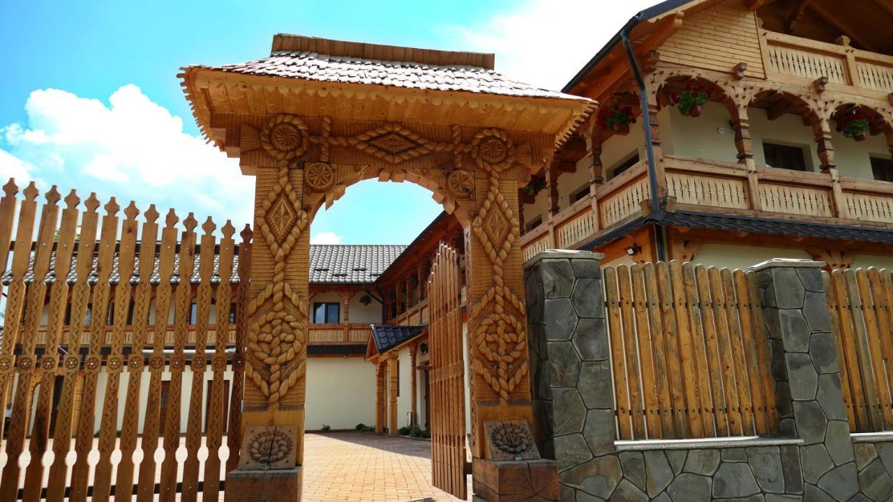 Pensiunea Valea Muntelui Bîrsana Esterno foto